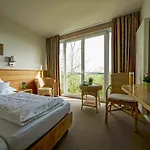 Landgasthof/hotel Hirsch Im Gruenen Hotel