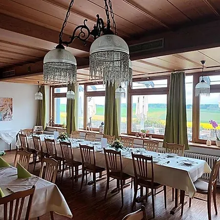 Landgasthof/hotel Hirsch Im Gruenen 3* Mehrstetten