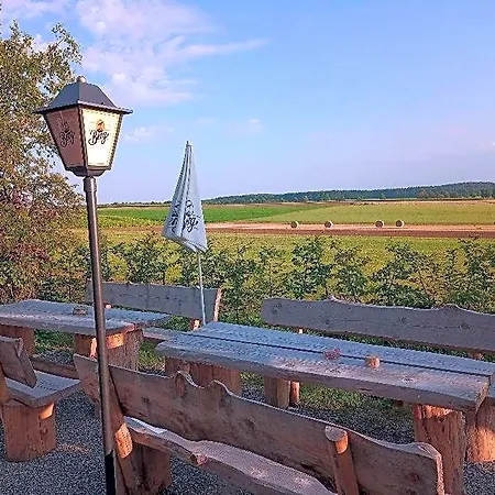 Hotel Landgasthof/hotel Hirsch Im Gruenen Mehrstetten