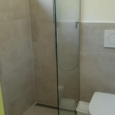 Landgasthof/hotel Hirsch Im Grünen 3*